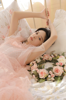牢中女囚